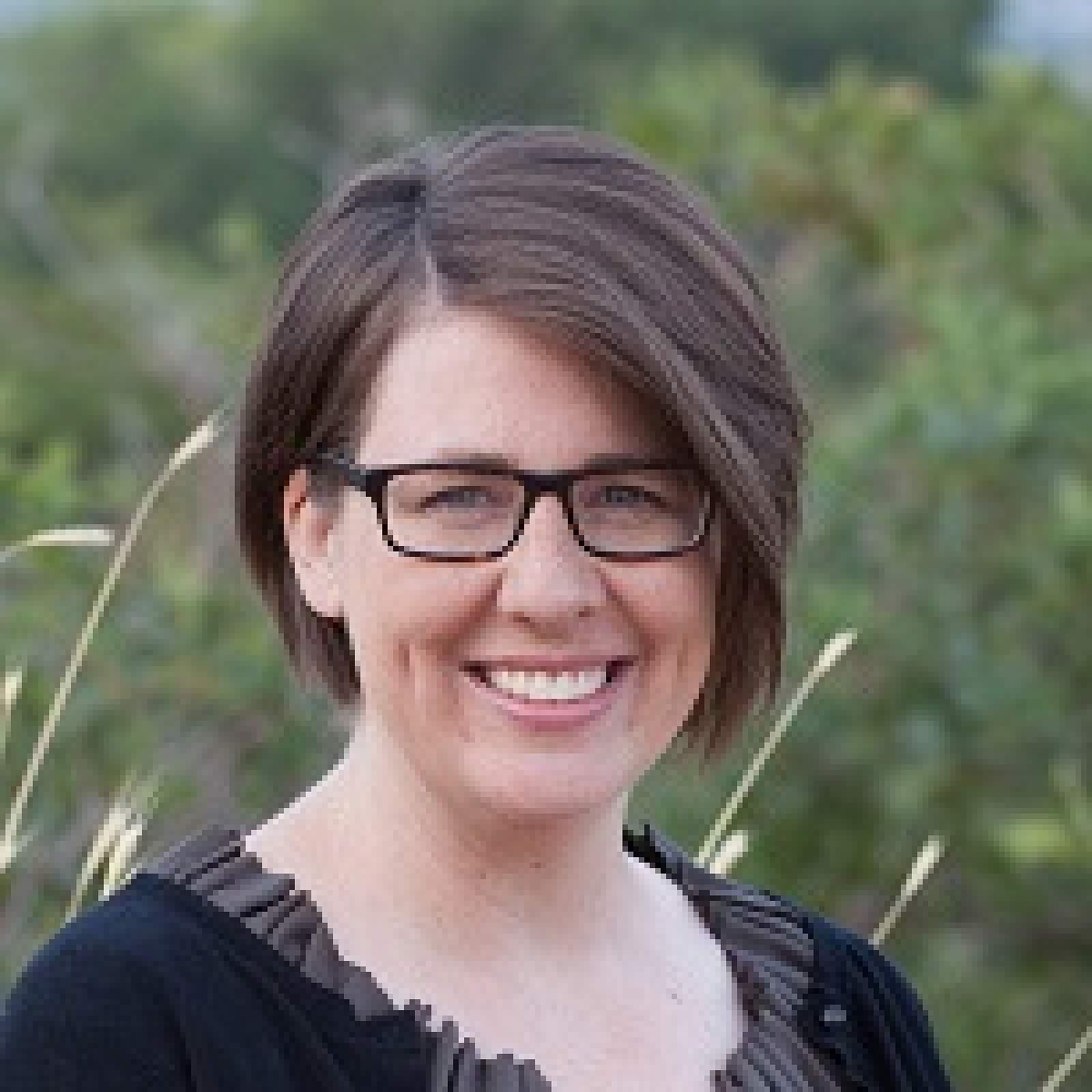 Jackie Eaton, Assistant Dean